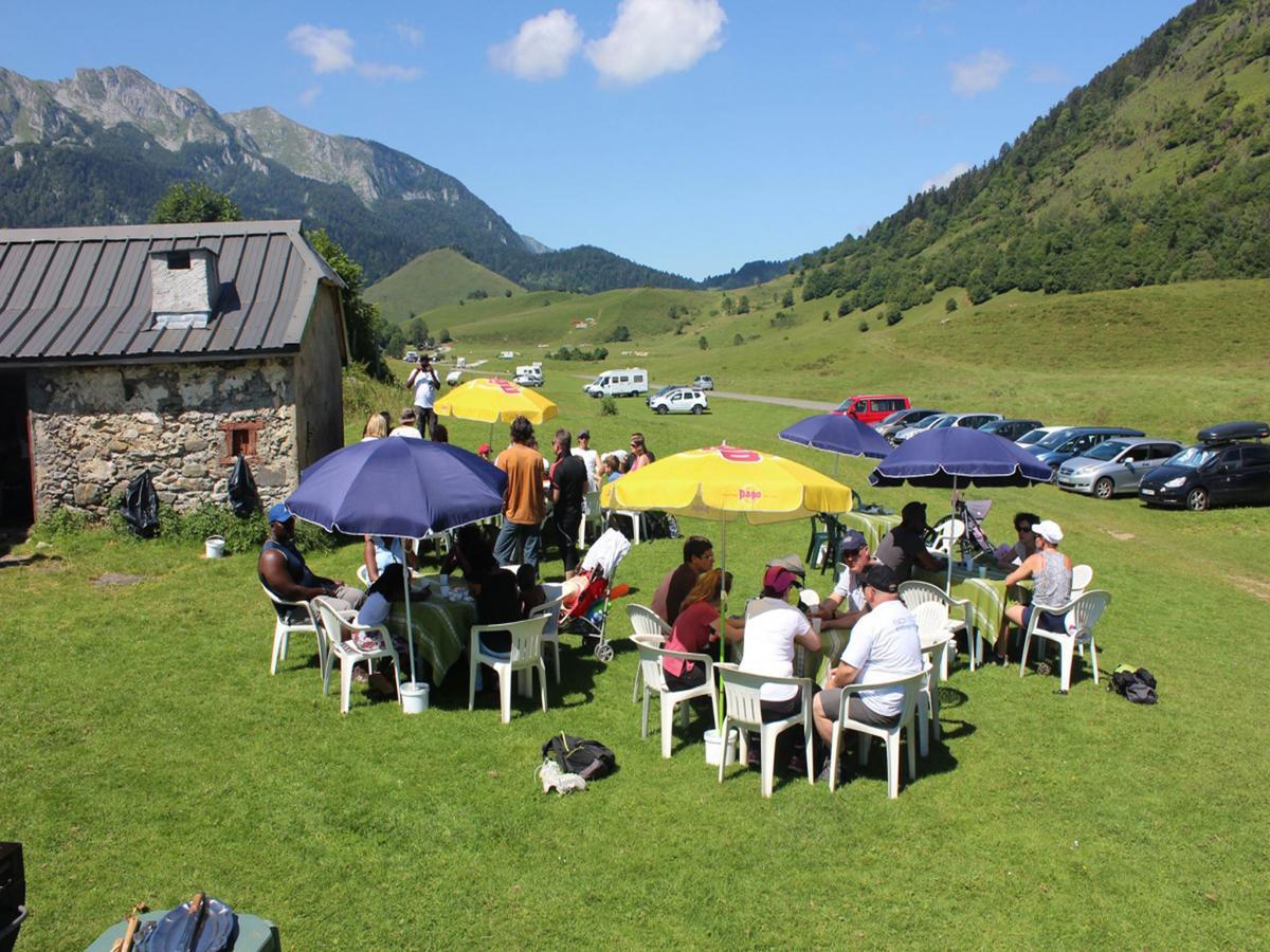 Auberge De La Vallee D'Ossau Izest Kültér fotó